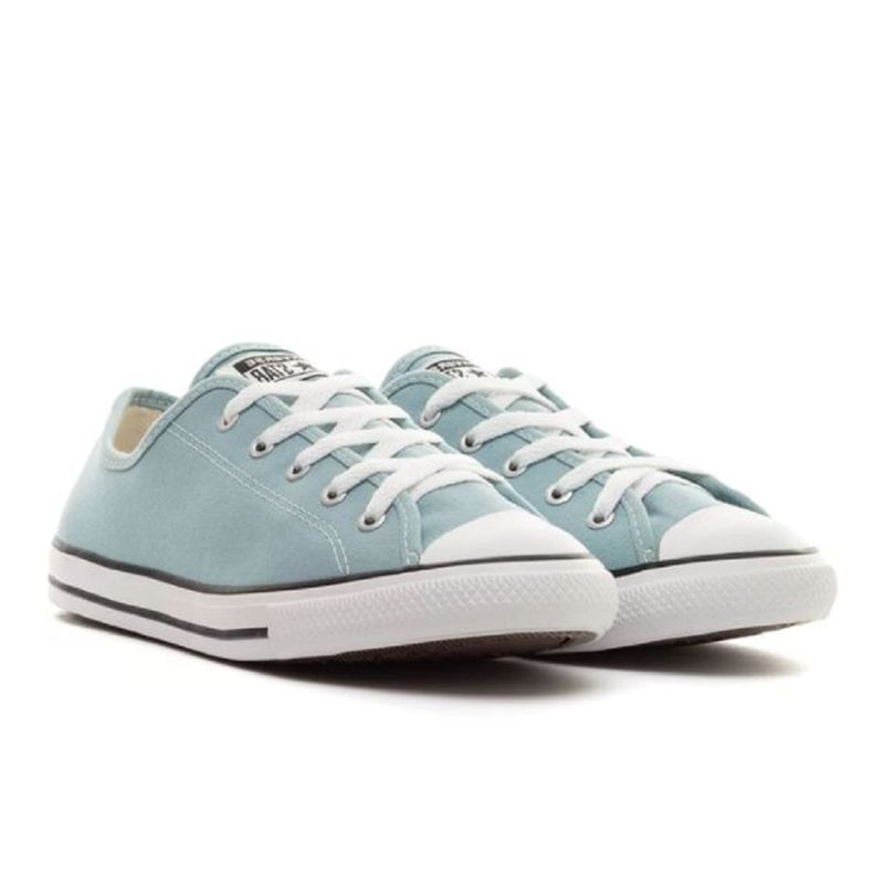 chuck taylor dainty ox